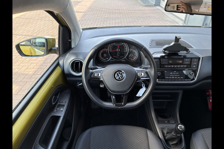 Volkswagen up! 1.0 BMT United 5-drs. CAMERA/CLIMA/MEDIA/CRUISE/PDC/15INCH