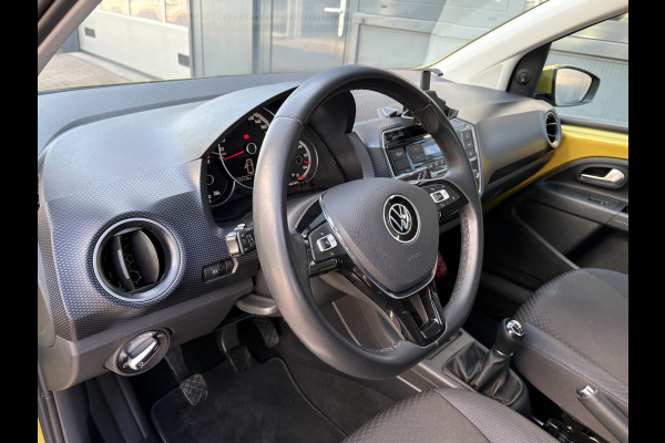 Volkswagen up! 1.0 BMT United 5-drs. CAMERA/CLIMA/MEDIA/CRUISE/PDC/15INCH