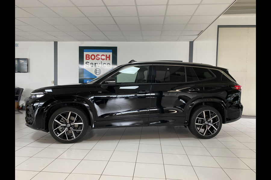 Volkswagen Tayron 1.5 eHybrid R-Line Edition 272 PK Panoramadak / Trekhaak / matrix led / Carplay / Stoelverwarming/ventilatie Head-up Display