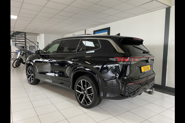 Volkswagen Tayron 1.5 eHybrid R-Line Edition 272 PK Panoramadak / Trekhaak / matrix led / Carplay / Stoelverwarming/ventilatie Head-up Display