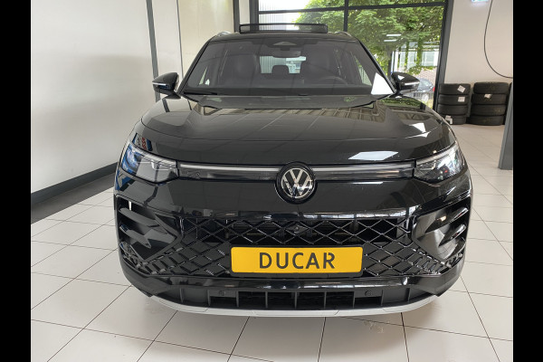 Volkswagen Tayron 1.5 eHybrid R-Line Edition 272 PK Panoramadak / Trekhaak / matrix led / Carplay / Stoelverwarming/ventilatie Head-up Display
