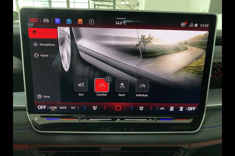 Volkswagen Tayron 1.5 eHybrid R-Line Edition 272 PK Panoramadak / Trekhaak / matrix led / Carplay / Stoelverwarming/ventilatie Head-up Display