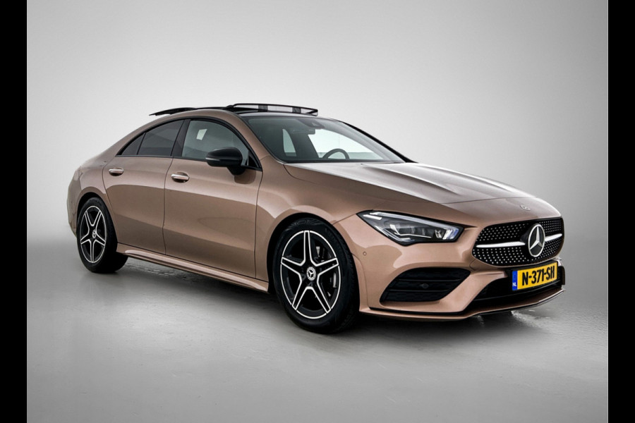 Mercedes-Benz CLA-Klasse 180 Business Solution AMG | Panoramadak | 5 spaaks lichtmetalen | Navigatie | Parking support Inclusief 24 maanden MB Certified garantie voor Europa.