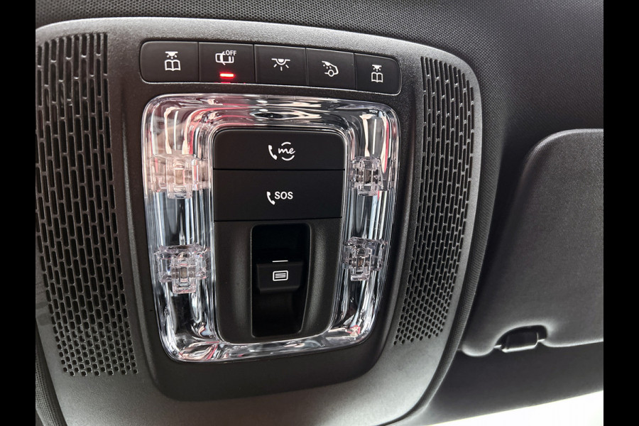 Mercedes-Benz CLA-Klasse 180 Business Solution AMG | Panoramadak | 5 spaaks lichtmetalen | Navigatie | Parking support Inclusief 24 maanden MB Certified garantie voor Europa.