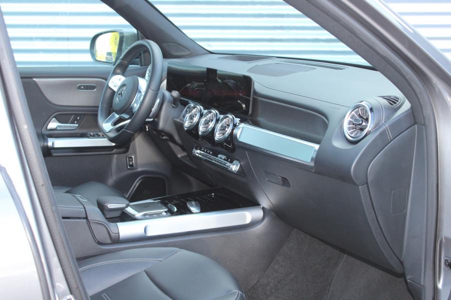 Mercedes-Benz EQB 300 4MATIC Luxury Line 67 kWh PANORAMADAK