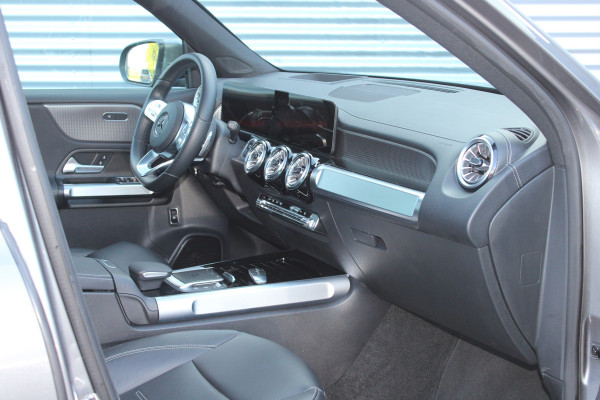 Mercedes-Benz EQB 300 4MATIC Luxury Line 67 kWh PANORAMADAK