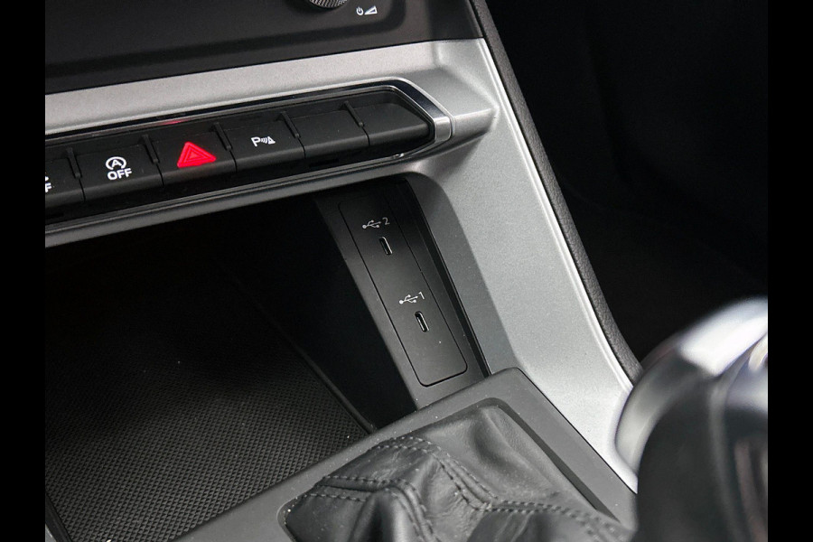 Audi Q3 Sportback 35 TFSI 150PK S Line CAMERA | EL-ACHTERKLEP | KEYLESS