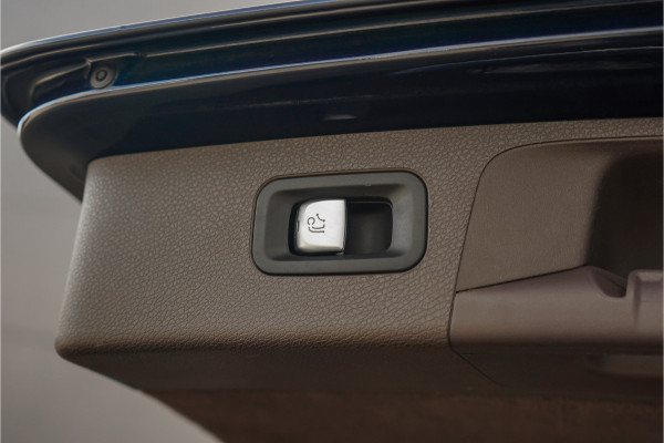 Mercedes-Benz E-Klasse All-Terrain 220 d 4MATIC Premium Plus Pano Luchtvering Trekhaak 360°
