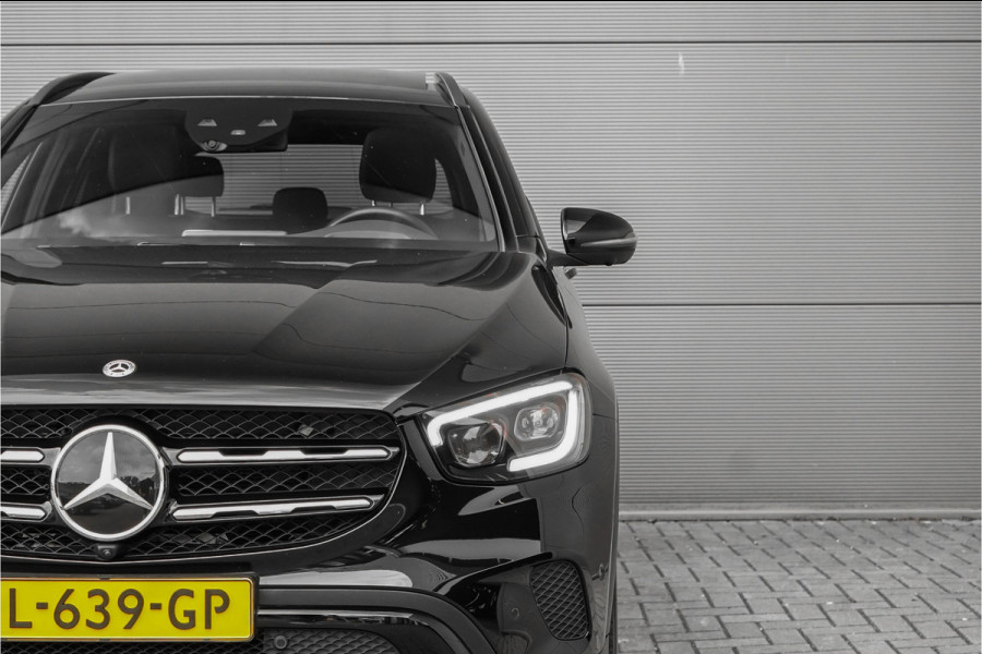 Mercedes-Benz GLC 300e 4MATIC Premium Plus Luchtvering Pano Burmester 360° Elek Trekhaak