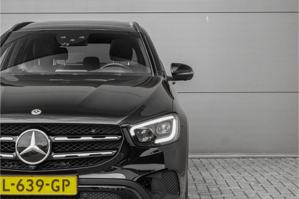 Mercedes-Benz GLC 300e 4MATIC Premium Plus Luchtvering Pano Burmester 360° Elek Trekhaak