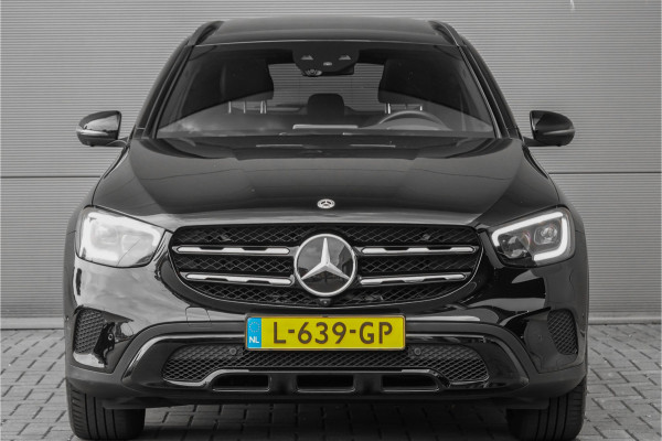 Mercedes-Benz GLC 300e 4MATIC Premium Plus Luchtvering Pano Burmester 360° Elek Trekhaak