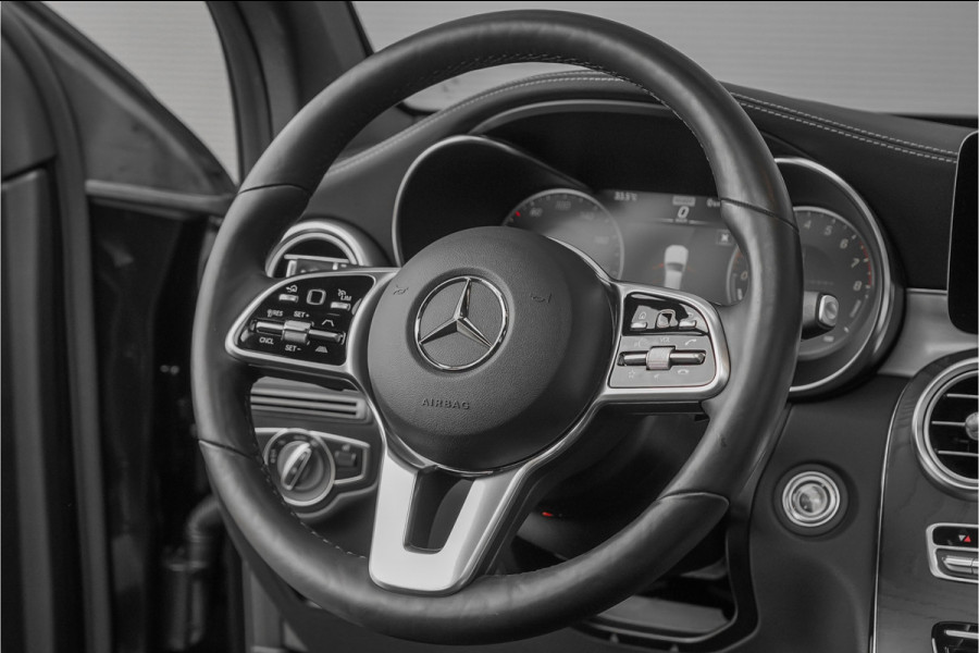 Mercedes-Benz GLC 300e 4MATIC Premium Plus Luchtvering Pano Burmester 360° Elek Trekhaak