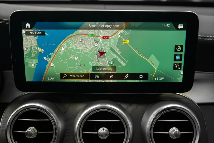 Mercedes-Benz GLC 300e 4MATIC Premium Plus Luchtvering Pano Burmester 360° Elek Trekhaak