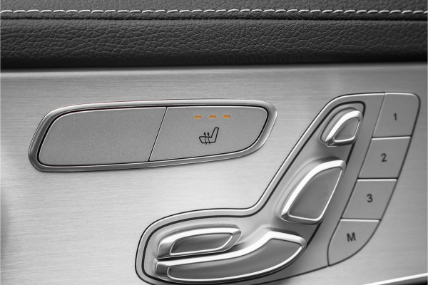 Mercedes-Benz GLC 300e 4MATIC Premium Plus Luchtvering Pano Burmester 360° Elek Trekhaak