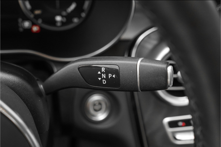 Mercedes-Benz GLC 300e 4MATIC Premium Plus Luchtvering Pano Burmester 360° Elek Trekhaak