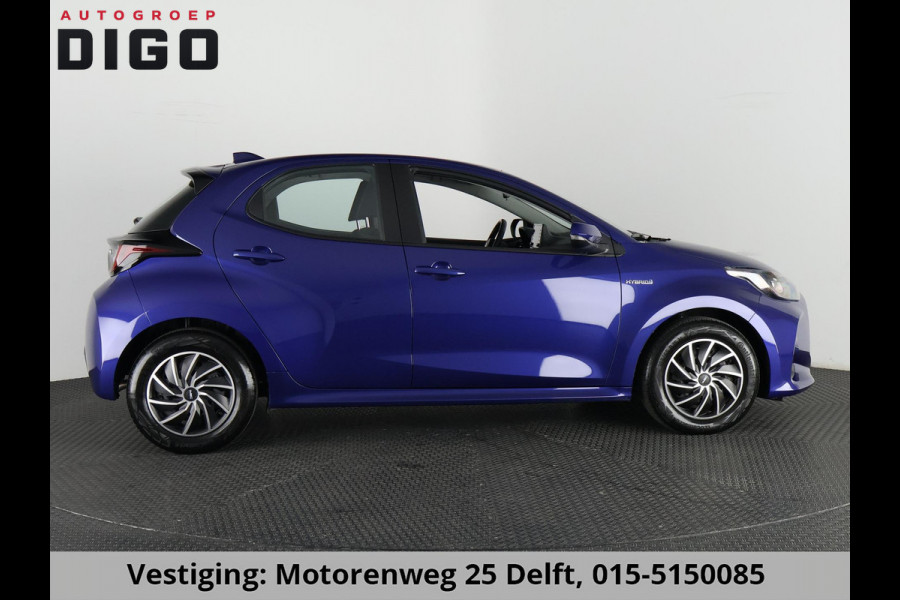 Toyota Yaris 1.5 HYBRID ACTIVE 1e EIG BLUELINE GARANTIE 2-2031 DEALER AUTO ! CARPLAY NAVIGATIE . SLECHTS 45.000 KM