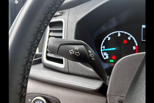Ford Transit Custom 300 2.0 TDCI L2H1 Limited Dubbele Cabine Automaat Navigatie Airco 2 Schuifdeuren Trekhaak Parkeersensoren Carplay DAB