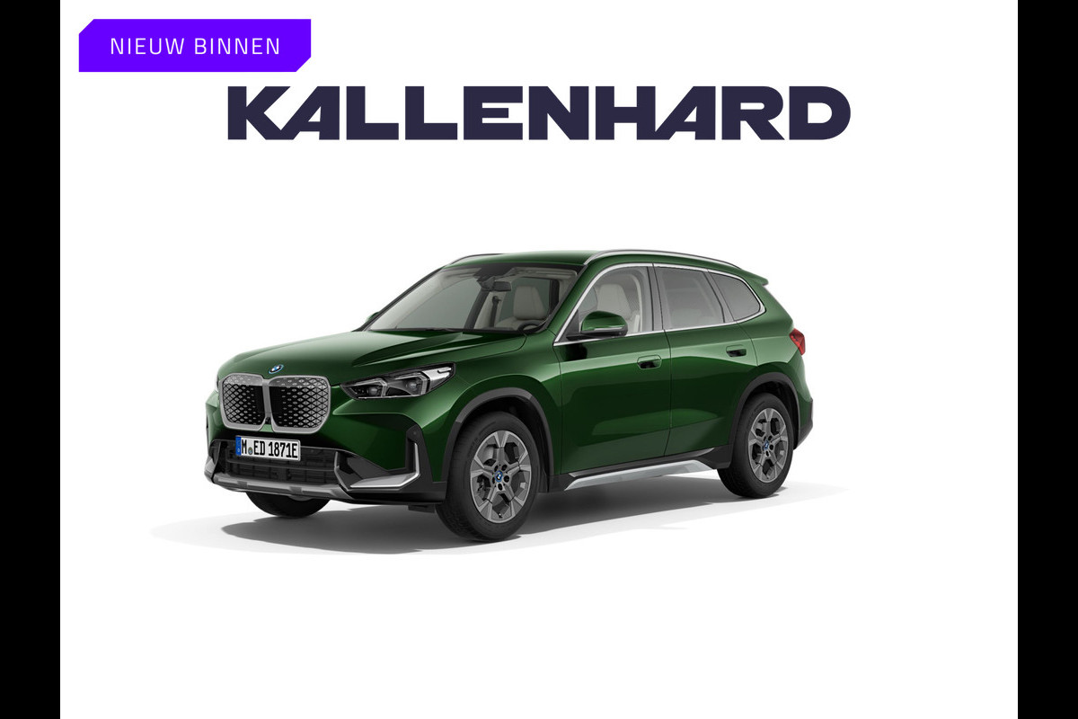 BMW iX1 eDrive20 xLine - Sportstoelen - ACC - Head-up - Parking Assist Plus