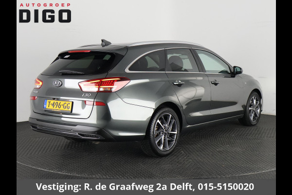 Hyundai i30 Wagon 1.5 T-GDi MHEV Premium | Stuur-/Stoelverwarming | Navigatie | Parkeersensoren voor & Achter |