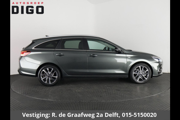 Hyundai i30 Wagon 1.5 T-GDi MHEV Premium | Stuur-/Stoelverwarming | Navigatie | Parkeersensoren voor & Achter |
