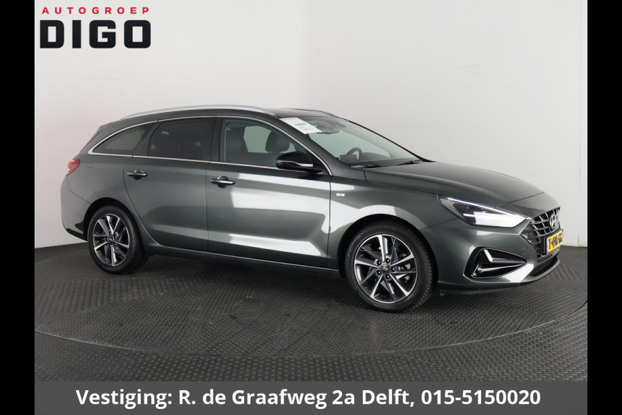 Hyundai i30 Wagon 1.5 T-GDi MHEV Premium | Stuur-/Stoelverwarming | Navigatie | Parkeersensoren voor & Achter |