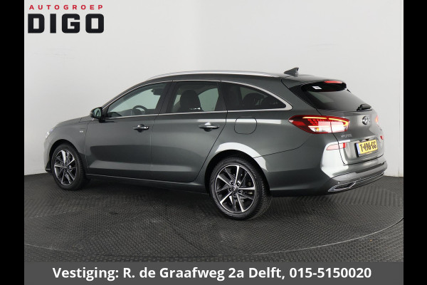 Hyundai i30 Wagon 1.5 T-GDi MHEV Premium | Stuur-/Stoelverwarming | Navigatie | Parkeersensoren voor & Achter |