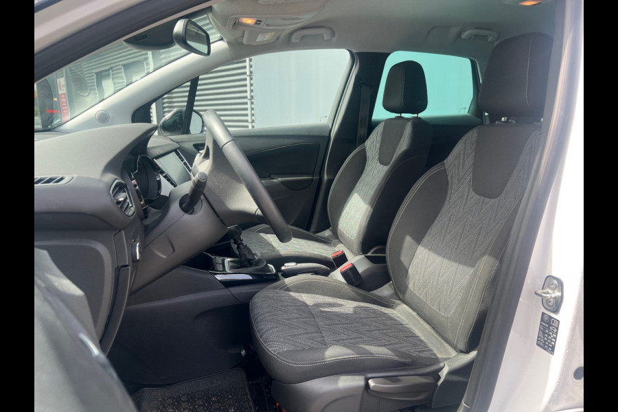 Opel Crossland X BWJ 12-2020 | 1.2T 131PK Edition 2020 NIEUW!! | TREKHAAK | CLIMA | CAMERA A | NAVI | CARPLAY | PDC 2X | PRIVACY GLASS |