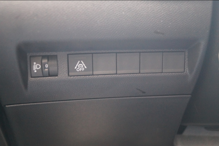 Peugeot 208 1.2 PureTech Allure -NAVI-ECC-PDC-CRUISE-
