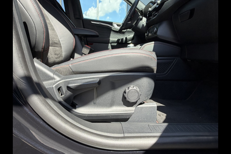 Ford Kuga 2.5 PHEV ST-Line | Elec.Trekhaak | Apple Carplay | Camera voor en achter | Winterpack | Lane assist | park assist | B&O Audio | Fabrieksgarantie tot 24-9-2028