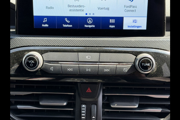 Ford Kuga 2.5 PHEV ST-Line | Elec.Trekhaak | Apple Carplay | Camera voor en achter | Winterpack | Lane assist | park assist | B&O Audio | Fabrieksgarantie tot 24-9-2028