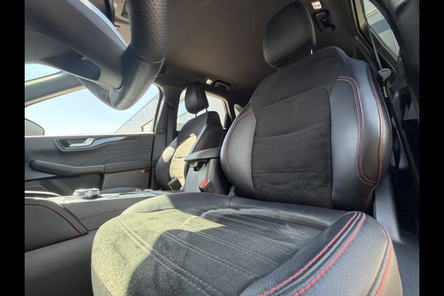 Ford Kuga 2.5 PHEV ST-Line | Elec.Trekhaak | Apple Carplay | Camera voor en achter | Winterpack | Lane assist | park assist | B&O Audio | Fabrieksgarantie tot 24-9-2028