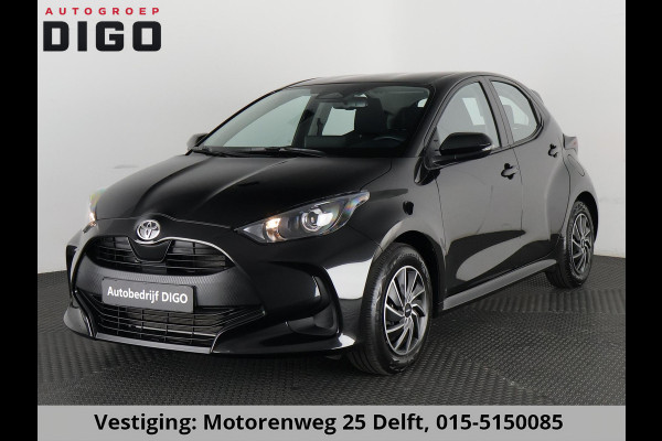 Toyota Yaris 1.5 HYBRID BLACKSTYLE AUTOMAAT GARANTIE 3-2035 ! CARPLAY NAVI. CAMERA.ADAPTIVE CRUISE.