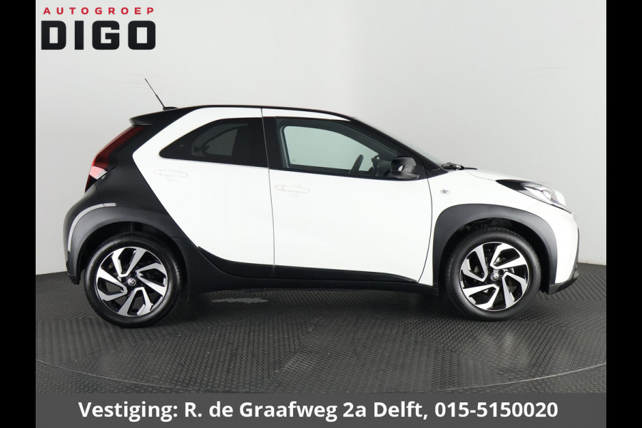 Toyota Aygo X 1.0 VVT-i MT Pulse Bi-Tone | Apple Carplay & AndroidAUTO | Climate Control | Lichtmetalen velgen |