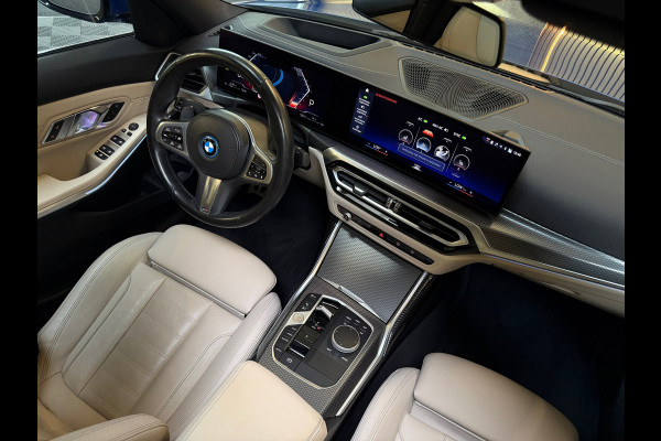 BMW 3-serie 330e High Executive|M-SPORT|LCI|PANO|HuD|MEMORY|KEYLESS|CARPLAY|DEALERONDERHOUDEN|AMBIENT LIGHT|GARANTIE|292PK|BOMVOL!