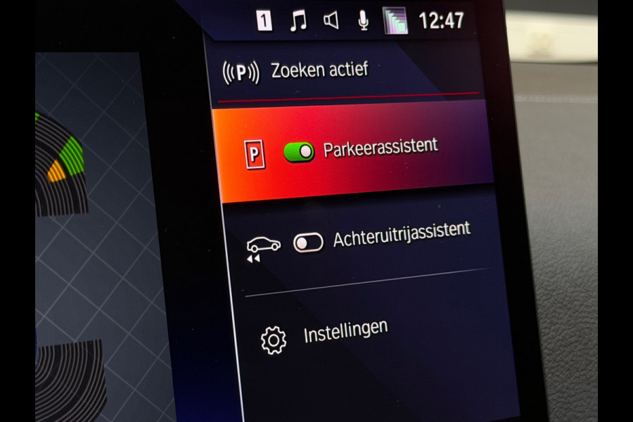BMW 3-serie 330e High Executive|M-SPORT|LCI|PANO|HuD|MEMORY|KEYLESS|CARPLAY|DEALERONDERHOUDEN|AMBIENT LIGHT|GARANTIE|292PK|BOMVOL!