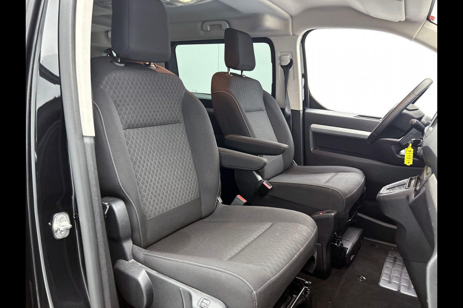 Opel Vivaro-e Combi e-Zafira L2H1 75 kWh 8 persoons Navigatie Airco Dab Camera 360 Cruise control Lichtmetalen velgen Stoelverwarming