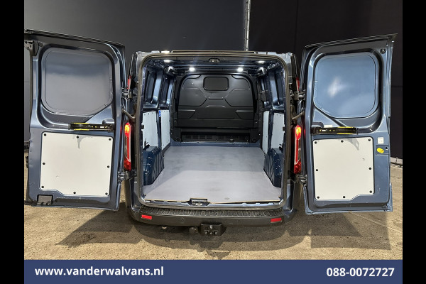 Ford Transit Custom 2.0 TDCI 131pk L2H1 Euro6 Airco | Camera | LED | Cruisecontrol | 2800kg Trekhaak Verwarmde voorruit, Parkeersensoren, Bijrijdersbank