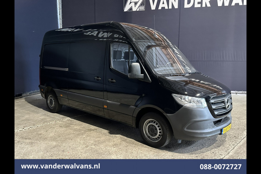 Mercedes-Benz Sprinter 314 CDI 143pk L2H2 Euro6 Airco | Camera | Apple Carplay | Trekhaak | Cruisecontrol Android Auto, Stoelverwarming, 270 Graden Achterdeuren, Parkeersensoren, Bijrijdersbank