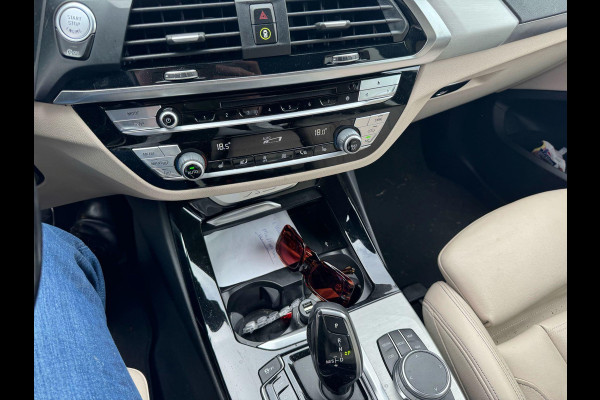 BMW X3 xDrive20i High Executive 183pk Panorama dak | Trekhaak | Full Leder | 360 graden Camera's | Stoelverwarming | 2.000kg Trekgewicht