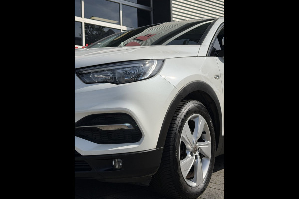 Opel Grandland X 1.2 Turbo Edition - 68.000 KM I Navigatie / Apple CarPlay I Airco LED I PDC I Sport velgen I Dealer onderhouden