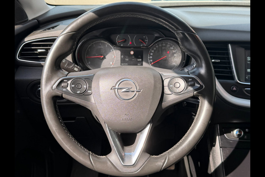 Opel Grandland X 1.2 Turbo Edition - 68.000 KM I Navigatie / Apple CarPlay I Airco LED I PDC I Sport velgen I Dealer onderhouden