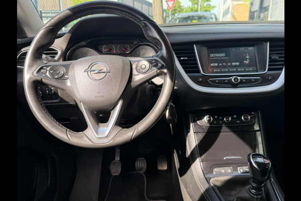 Opel Grandland X 1.2 Turbo Edition - 68.000 KM I Navigatie / Apple CarPlay I Airco LED I PDC I Sport velgen I Dealer onderhouden