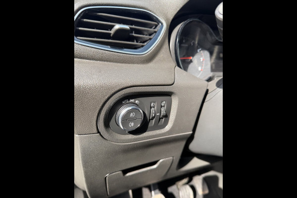 Opel Grandland X 1.2 Turbo Edition - 68.000 KM I Navigatie / Apple CarPlay I Airco LED I PDC I Sport velgen I Dealer onderhouden
