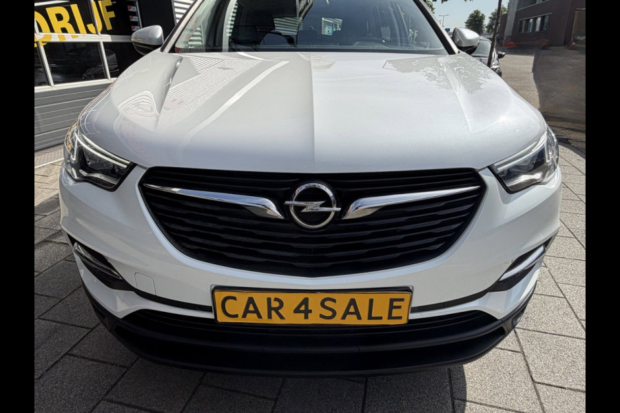 Opel Grandland X 1.2 Turbo Edition - 68.000 KM I Navigatie / Apple CarPlay I Airco LED I PDC I Sport velgen I Dealer onderhouden