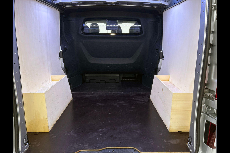 Renault Trafic 2.0 Blue dC1 150PK L2H1 Dubbele Cabine Automaat Navigatie Airco Betimmering Trekhaak Camera Parkeer sensoren  Dab