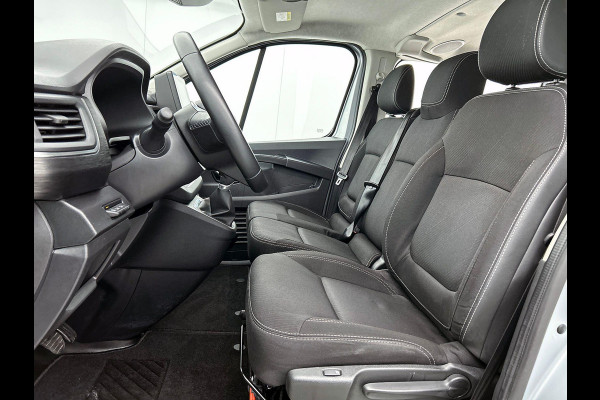 Renault Trafic 2.0 Blue dC1 150PK L2H1 Dubbele Cabine Automaat Navigatie Airco Betimmering Trekhaak Camera Parkeer sensoren  Dab