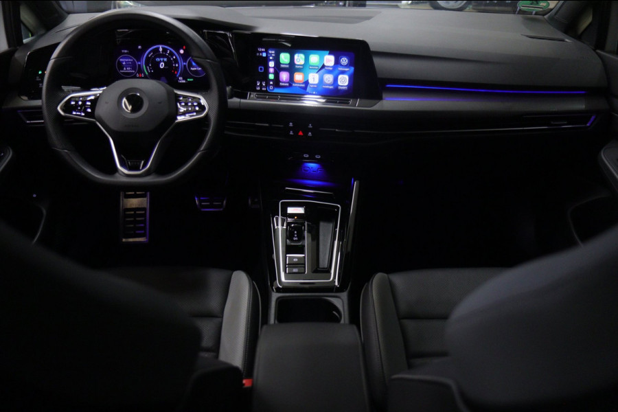 Volkswagen Golf 1.4 eHybrid GTE /PANO/IQLIGHT/CAM/CARPLAY/ACC/LANE ASSIST/VOL