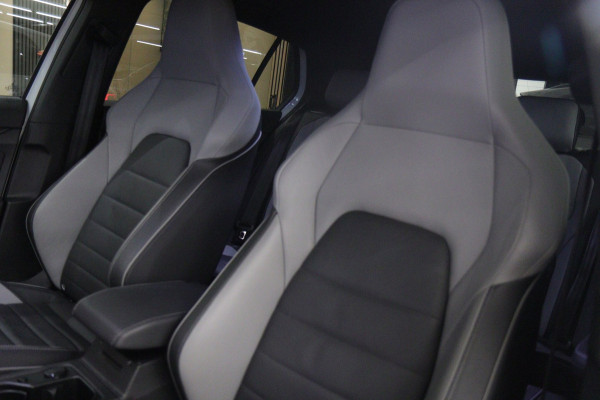 Volkswagen Golf 1.4 eHybrid GTE /PANO/IQLIGHT/CAM/CARPLAY/ACC/LANE ASSIST/VOL