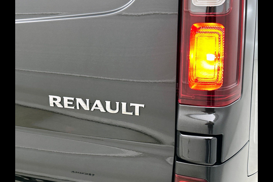 Renault Trafic 2.0 Blue dCi 150PK T30 L2H1 Advance Automaat Navigatie Airco Lichtmetalen velgen Betimmering Trekhaak Camera Parkeer sensoren Dab