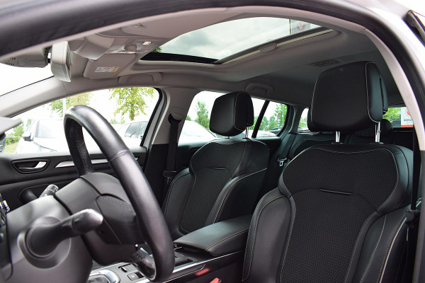 Renault Mégane Estate 1.3 TCe Bose | Cruise | Bose | Carplay | Pano |